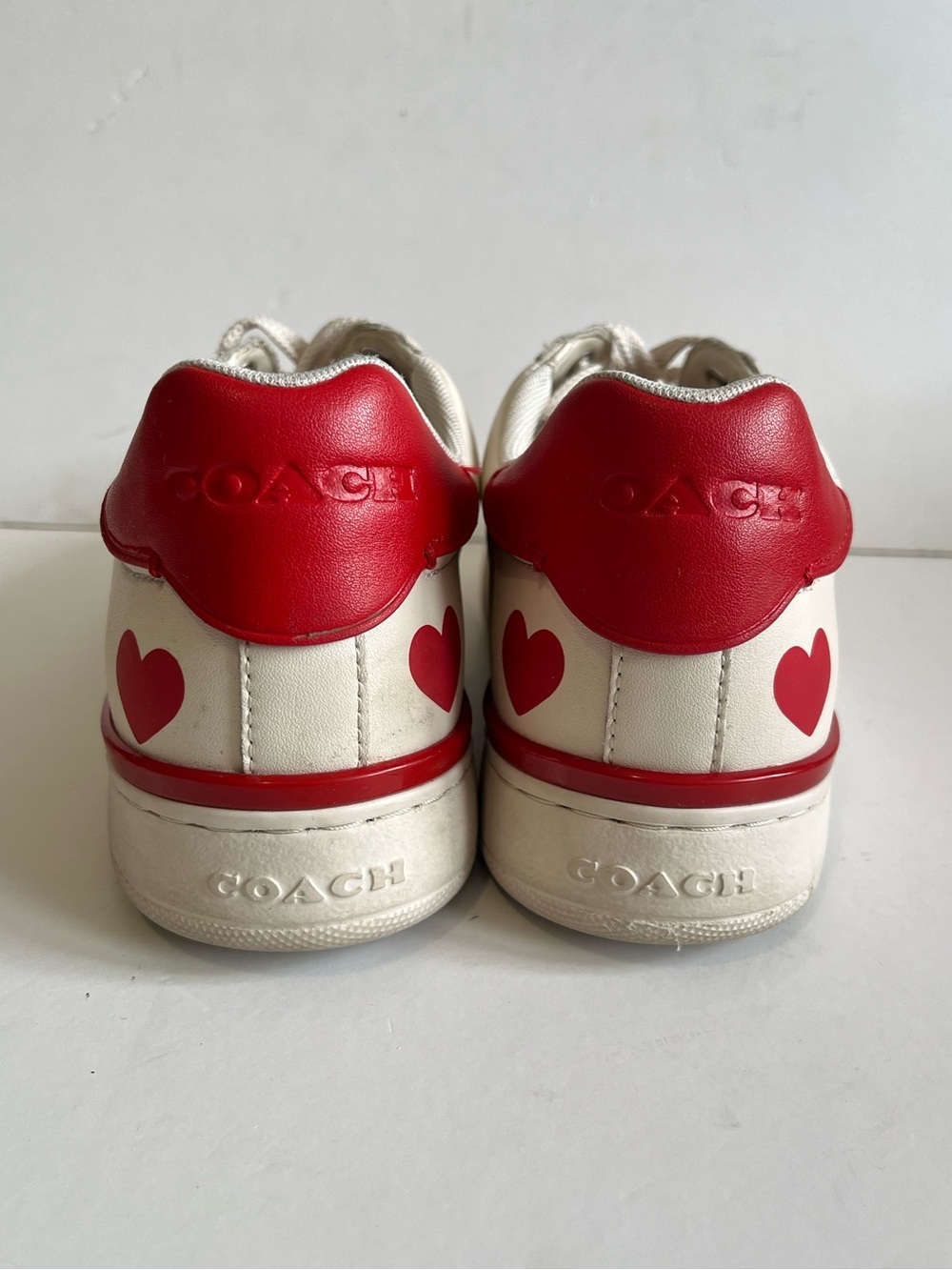 Coach Women's Lowline Heart Print Leather Sneakers Size 8.5B - Picture 4 of 10